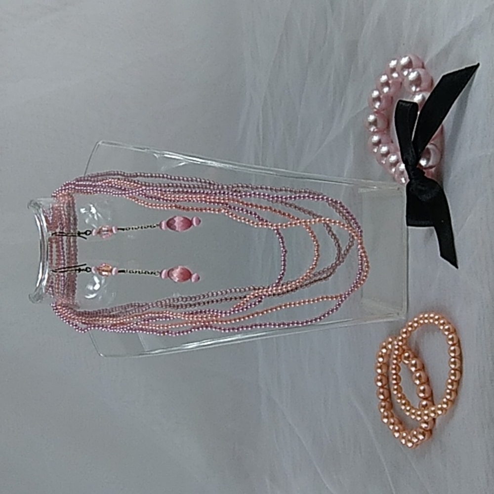 Beaded jewelery pink lot